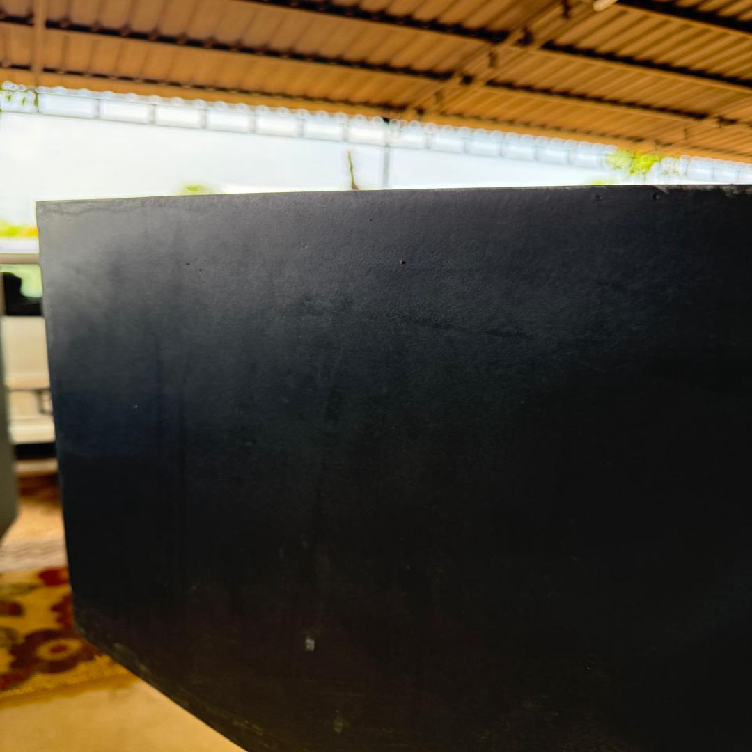 Plain Black Rectangle pot